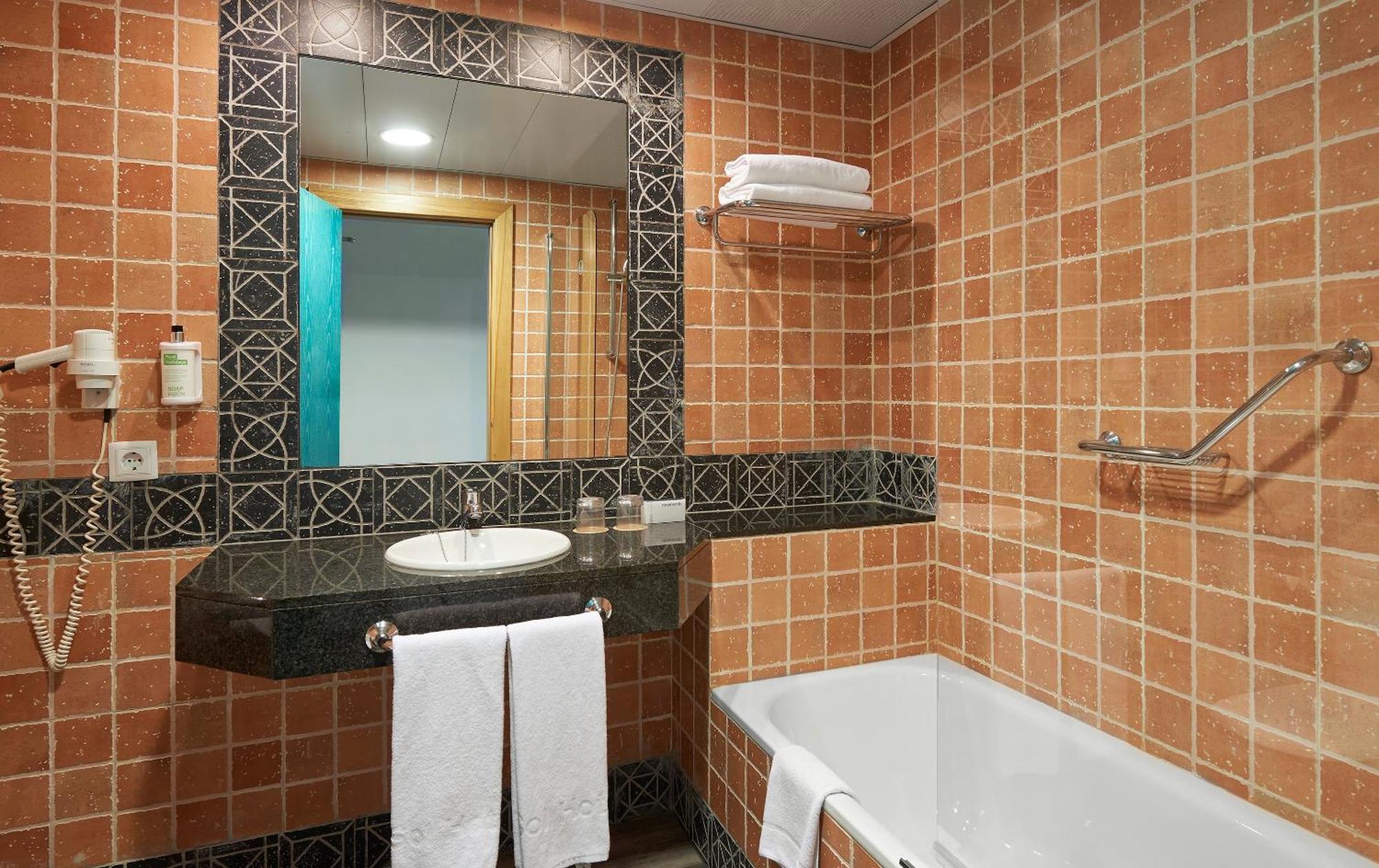 Junior Suite Solarium,1774518008:JPEG