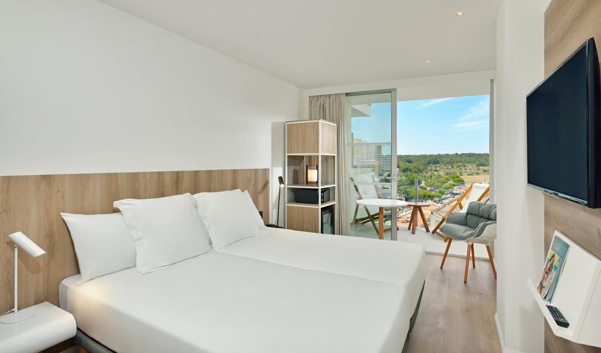 The INNSIDE Room